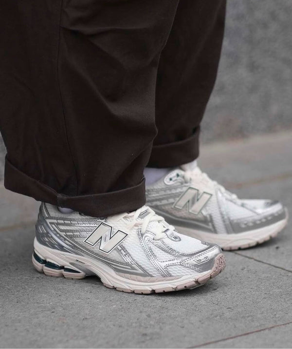 New Balance 1906R Silver Metallic Sea Salt