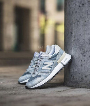 NEW BALANCE TOKYO RC 1300 LIGHT BLUE