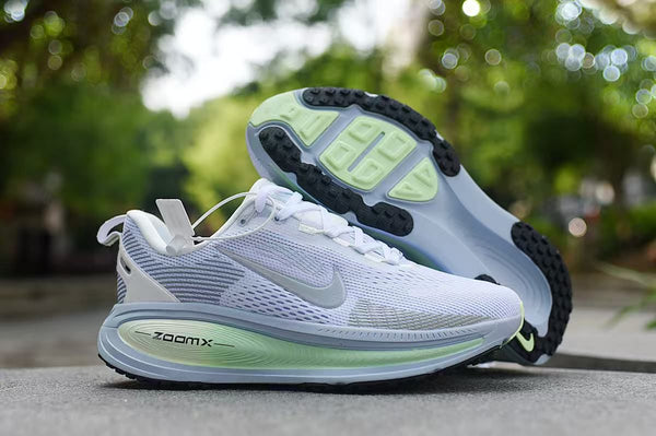 Nike Zoom Vomero 18 Sliver
